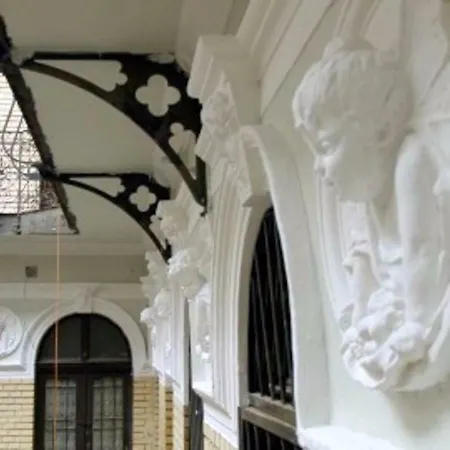 Cape Code Budapest